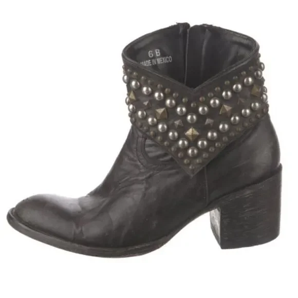 Old Gringo Mini Belinda Chocolate Brown Boots
Booties Size 6 - Picture 15 of 15